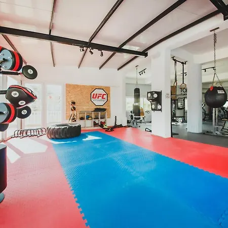 Design Pool View One Bedroom In Caesar & Spa, Long Apartment