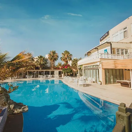 Design Pool View One Bedroom In Caesar & Spa, Long Perivolia tou Trikomou