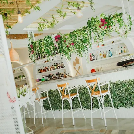 Design Pool View One Bedroom In Caesar & Spa, Long *