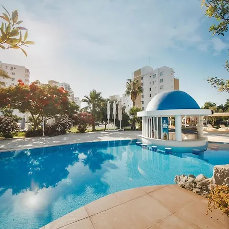 Design Pool View One Bedroom In Caesar & Spa, Long *